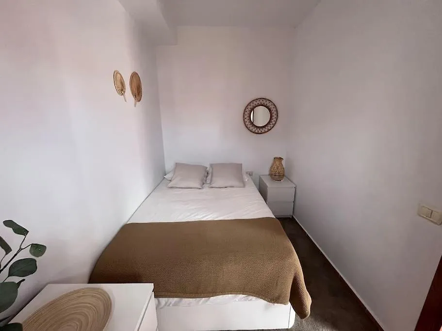 アパート アロナCasa Lunitaアパートメント スペイン
